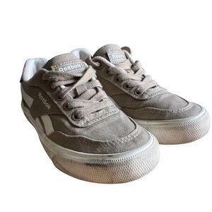 Reebok Tan Sneakers Classic Low-Top Design
